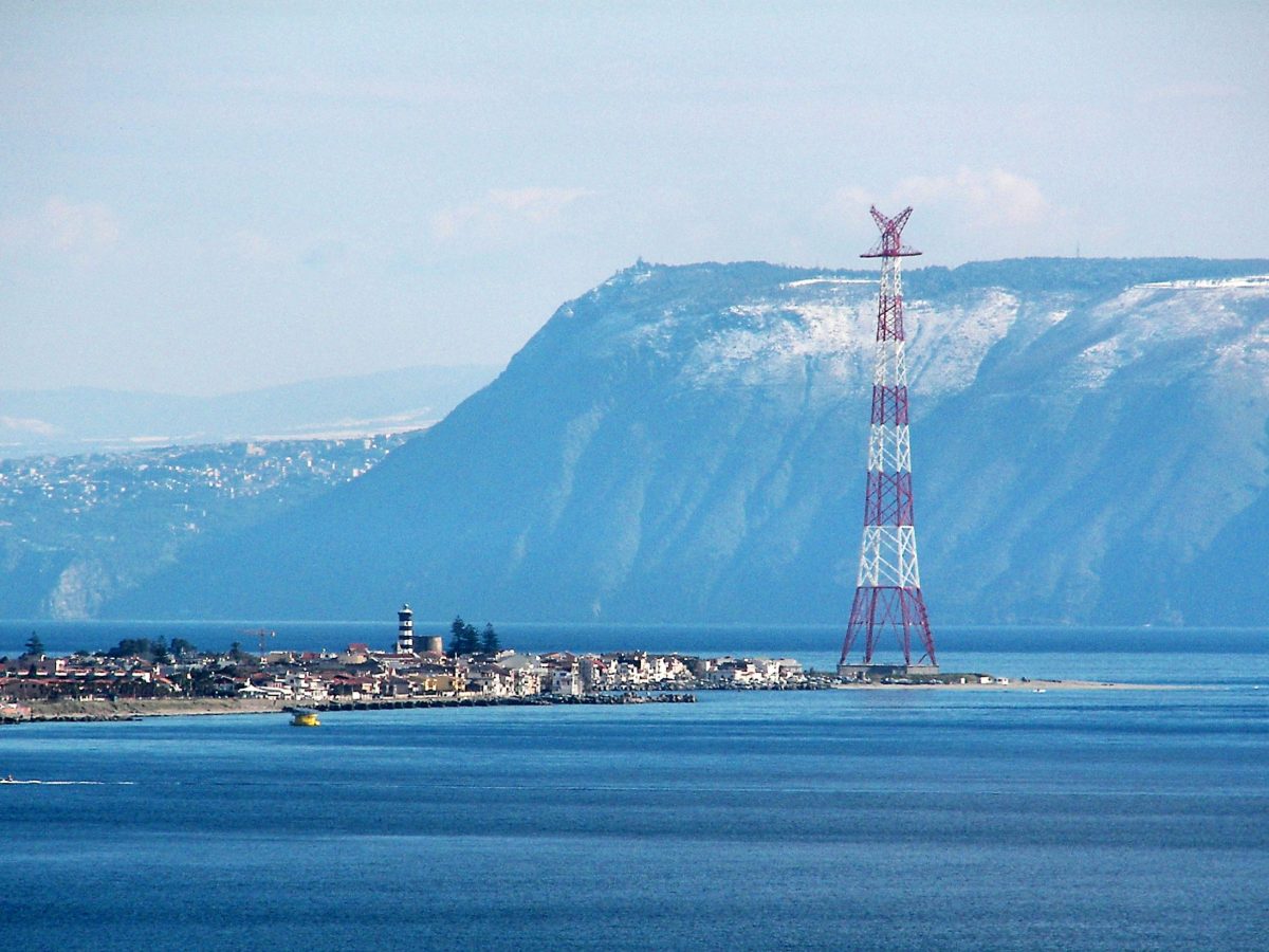 il pilone torre faro